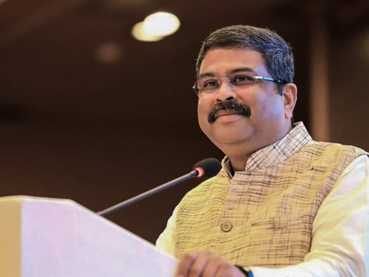 Who is Pralhad Joshi? BJP’s Five-Time MP Gets Additional Charge of Education Ministry After Dharmendra Pradhan’s Resignation; Check Age, Wife, Daughters, Net Worth